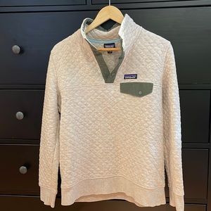 Patagonia quilted pullover